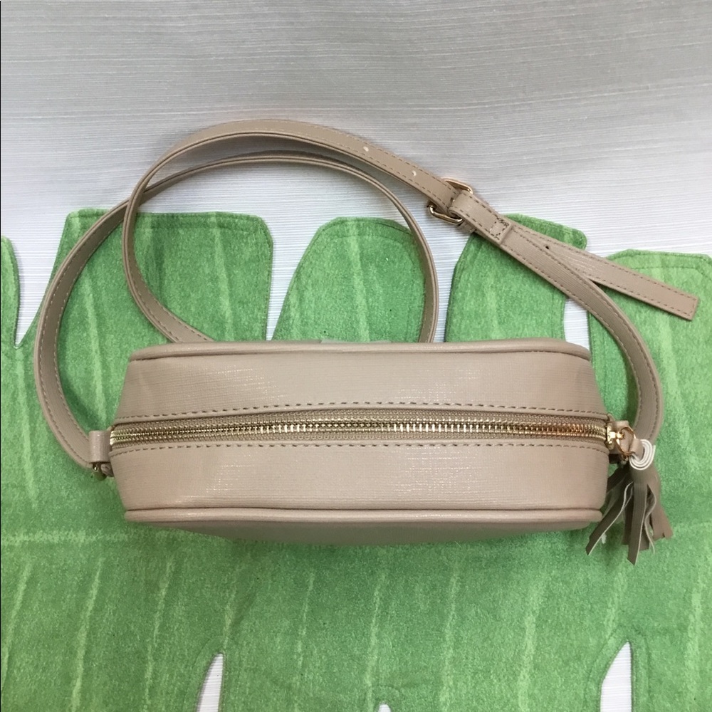 New Vegan Neutral Bag - Picture 5 of 6